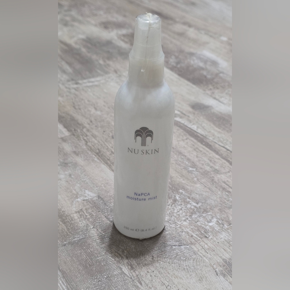 Nu Skin NaPCA Moisture Mist NaPCA Hydration 250ml 8.4 fl oz Factory Sealed